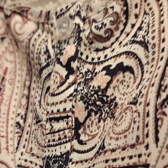 RAGA Paisley Like Design Lace Front Blouse With Ruffle Hem - Cream & Black - Picture 7 of 8